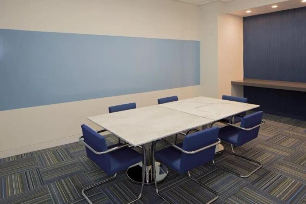 Charming Apartment At Crystal City With Amazing Amenities Arlington Exterior foto